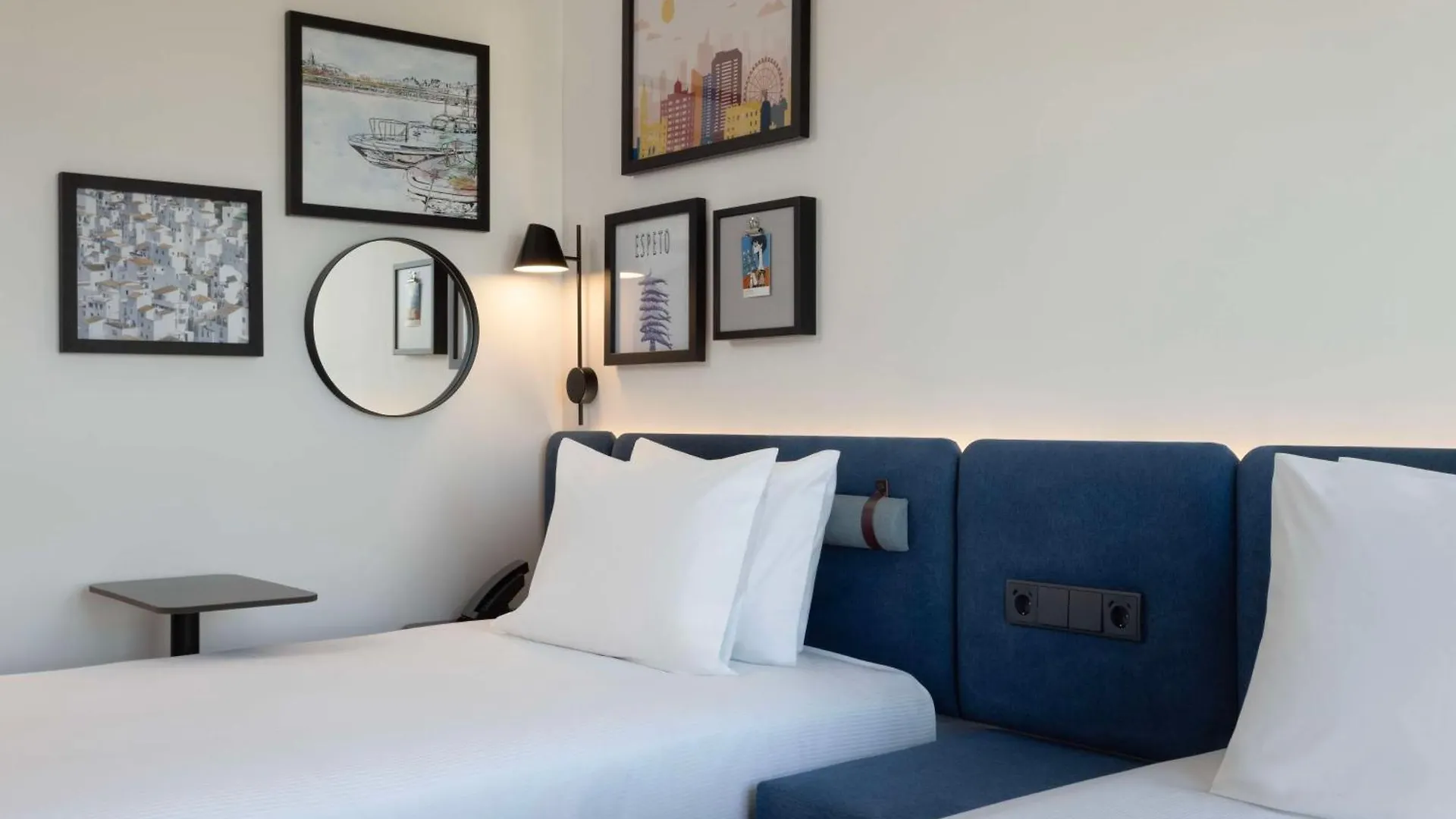 Hampton By Hilton Malaga Martiricos Hotel